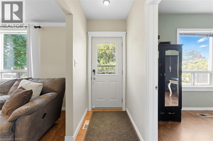 Photo 4 at 81 Beech Avenue, Cambridge