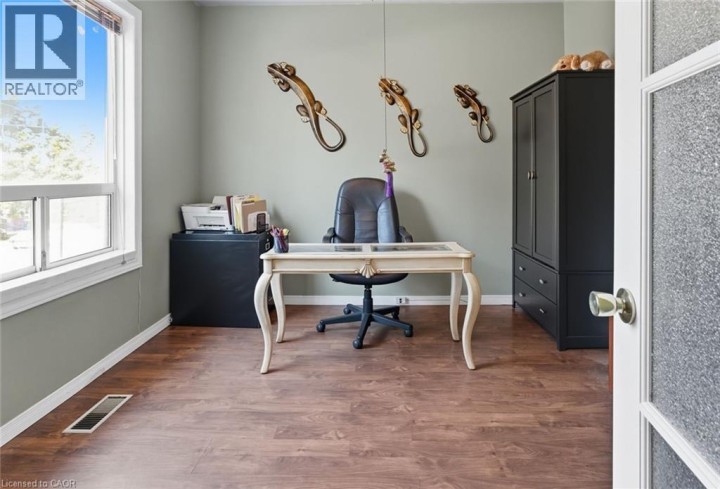 Photo 6 at 81 Beech Avenue, Cambridge