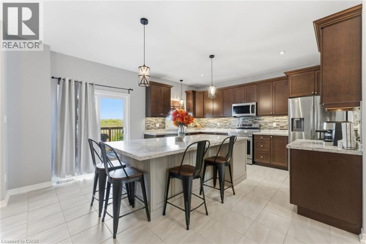 Photo 11 at 383 Erie Avenue, Brantford