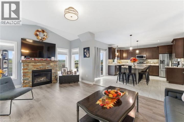 Photo 19 at 383 Erie Avenue, Brantford