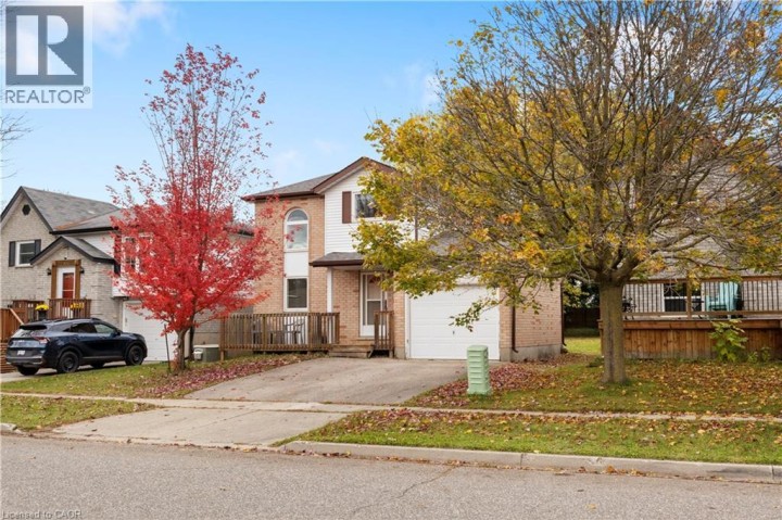 Photo 2 at 26 Sandalwood Drive, Cambridge