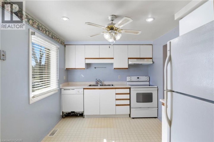 Photo 5 at 26 Sandalwood Drive, Cambridge