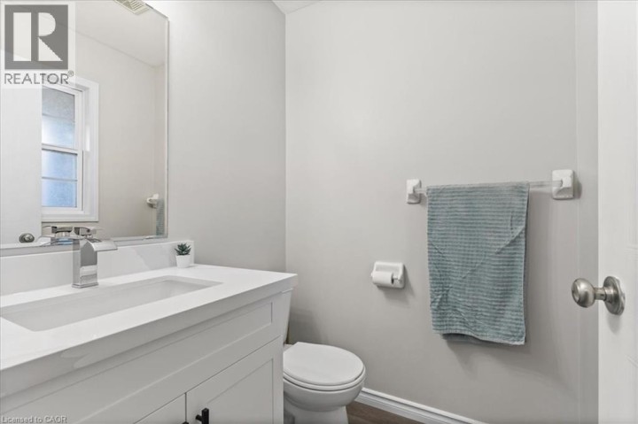 Photo 10 at 269 Mcmeeken Drive, Cambridge