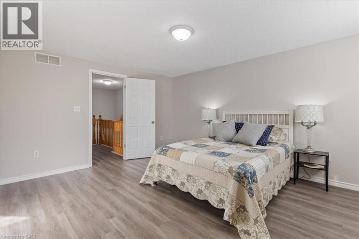 Photo 13 at 269 Mcmeeken Drive, Cambridge