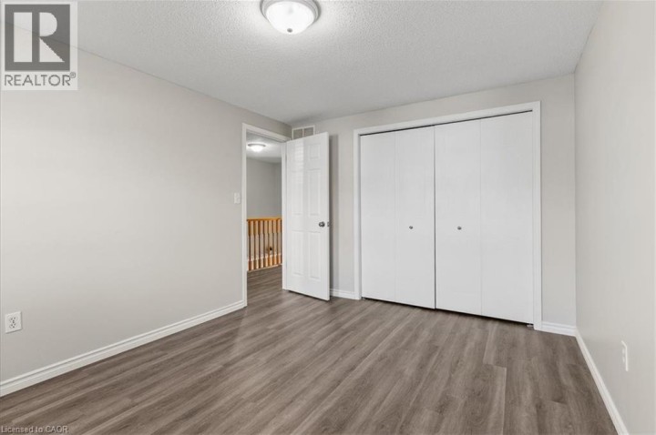 Photo 18 at 269 Mcmeeken Drive, Cambridge