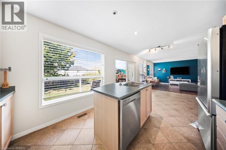 Photo 18 at 132 Blackburn Drive, Brantford