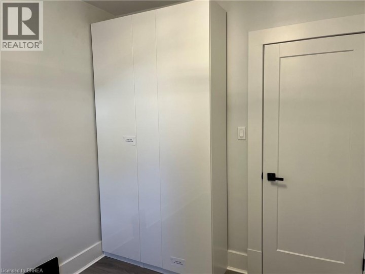 Photo 16 at 71 Sherwood Drive, Brantford