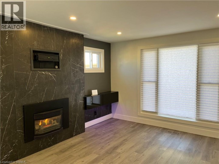 Photo 25 at 71 Sherwood Drive, Brantford