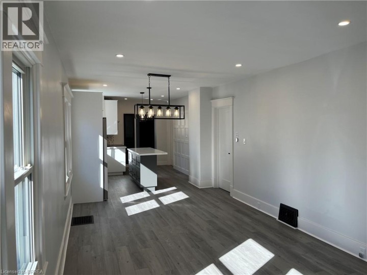 Photo 3 at 71 Sherwood Drive, Brantford