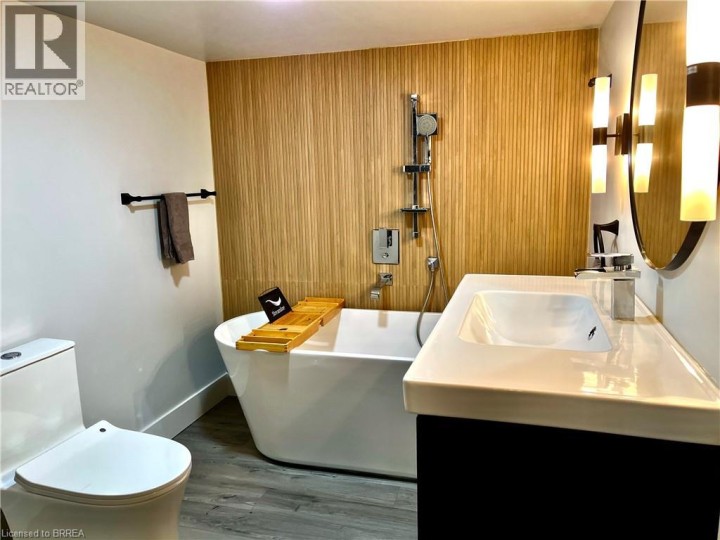 Photo 32 at 71 Sherwood Drive, Brantford