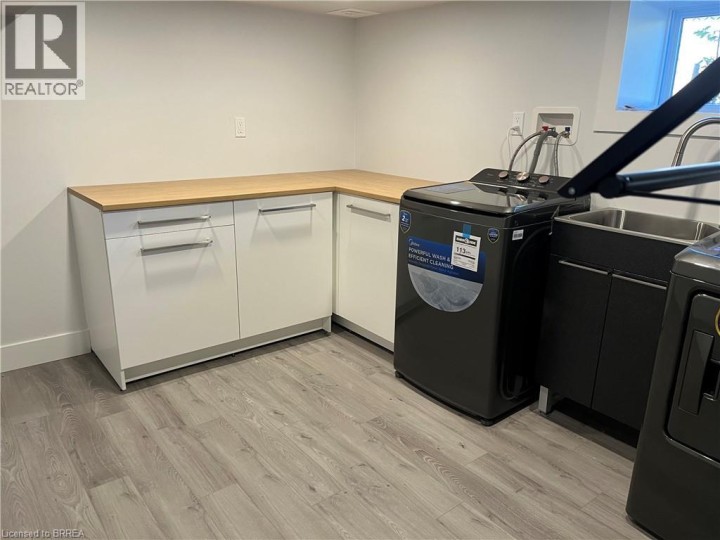 Photo 36 at 71 Sherwood Drive, Brantford