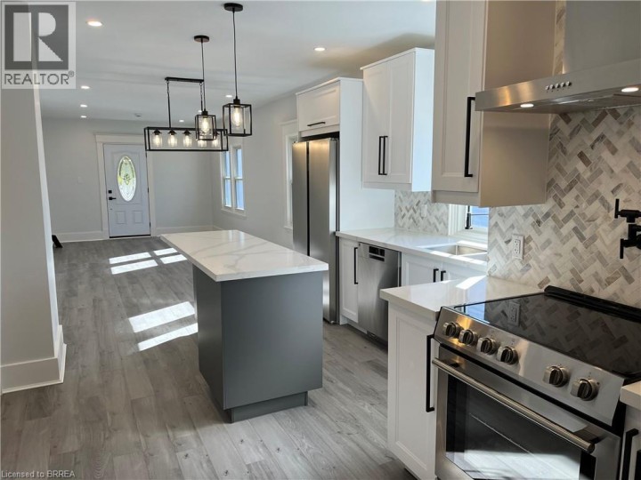 Photo 5 at 71 Sherwood Drive, Brantford