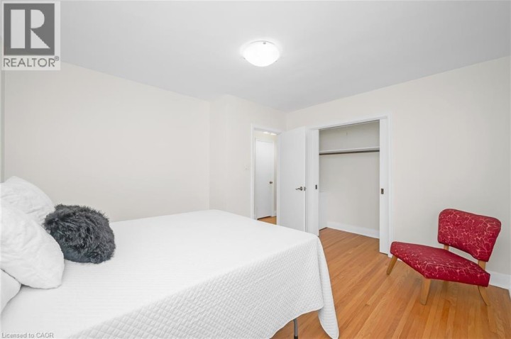 Photo 23 at 32 Park Road S, Brantford