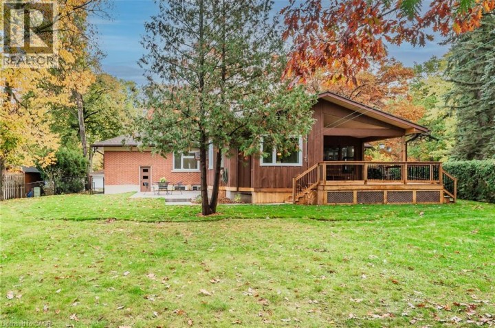 Photo 36 at 32 Park Road S, Brantford