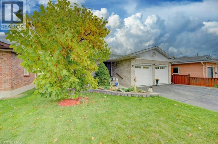 Photo 2 at 87 Southwood Drive, Cambridge