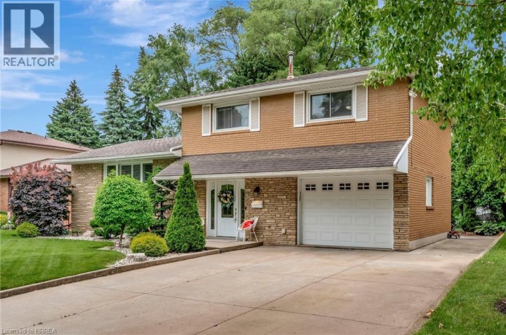 Photo 1 at 35 Shalfleet Boulevard, Brantford