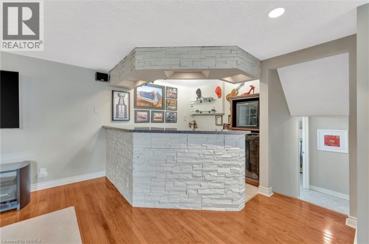 Photo 25 at 35 Shalfleet Boulevard, Brantford