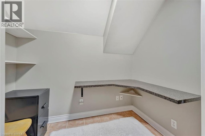 Photo 26 at 35 Shalfleet Boulevard, Brantford