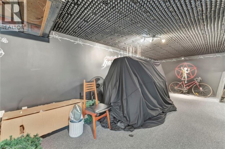 Photo 31 at 35 Shalfleet Boulevard, Brantford