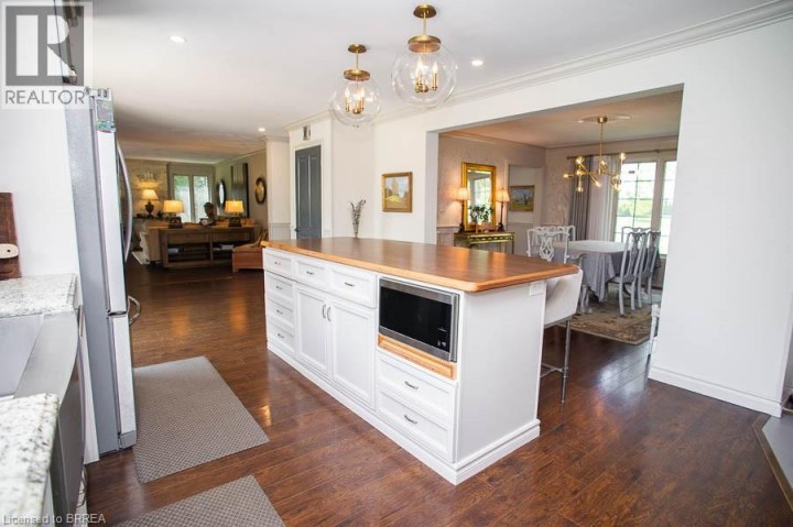 Photo 10 at 92 Highland Drive, Brantford