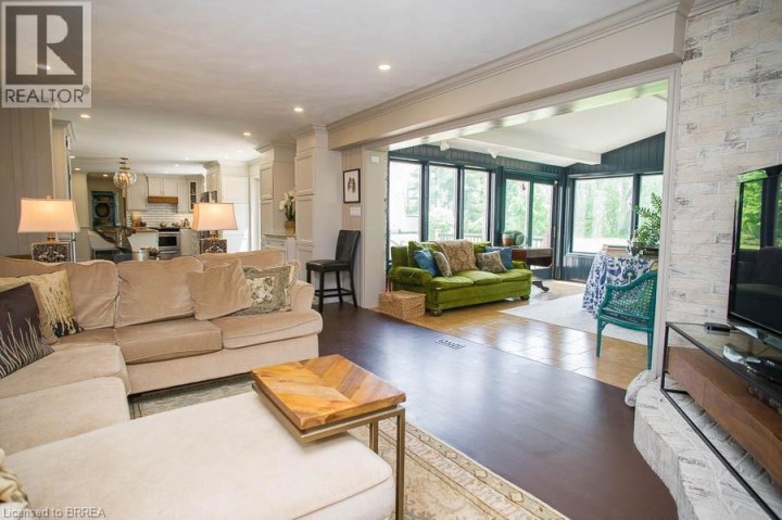 Photo 17 at 92 Highland Drive, Brantford