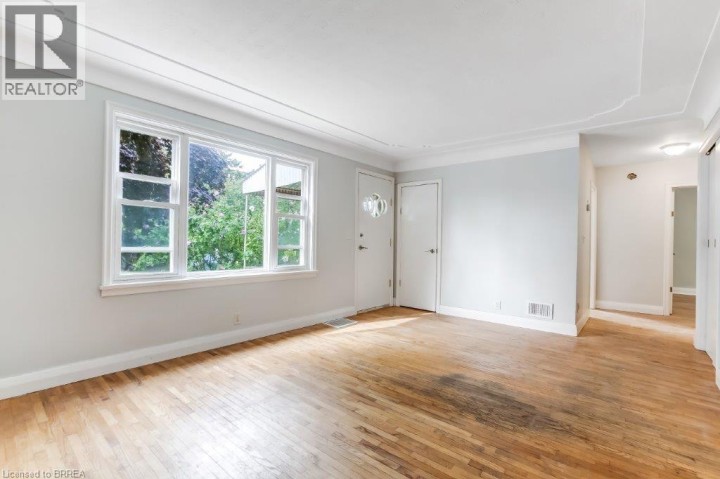 Photo 5 at 25 Henry Street, Brantford