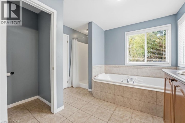 Photo 22 at 254 Kerwood Drive, Cambridge