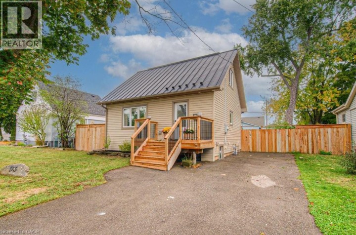Photo 1 at 93 Alexander Drive, Brantford