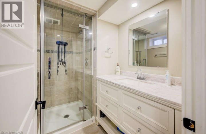 Photo 18 at 93 Alexander Drive, Brantford