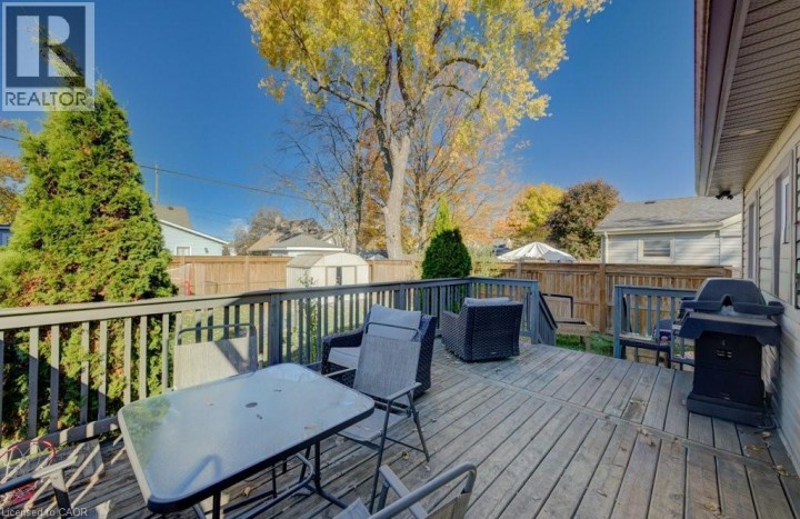 Photo 24 at 93 Alexander Drive, Brantford