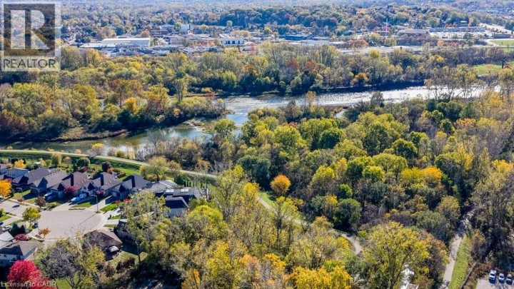 Photo 32 at 93 Alexander Drive, Brantford