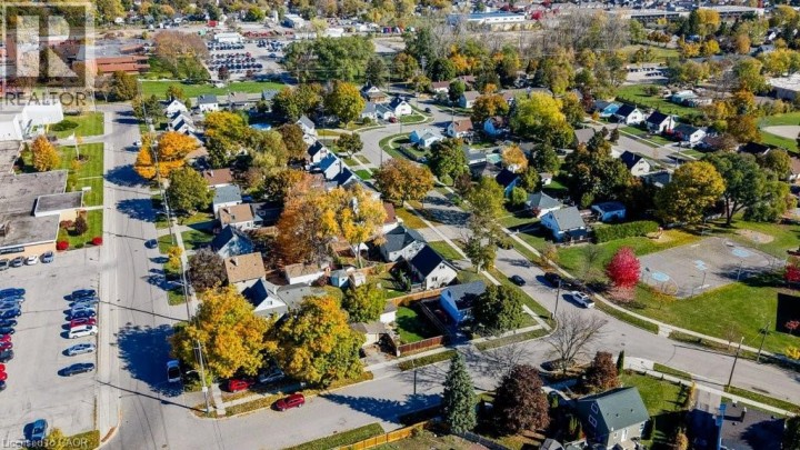 Photo 35 at 93 Alexander Drive, Brantford