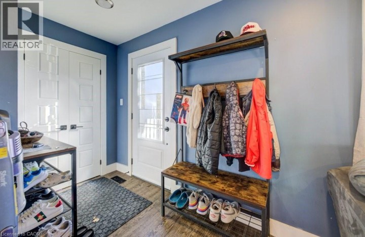 Photo 8 at 93 Alexander Drive, Brantford