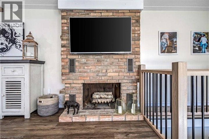 Photo 11 at 37 Morton Avenue, Brantford