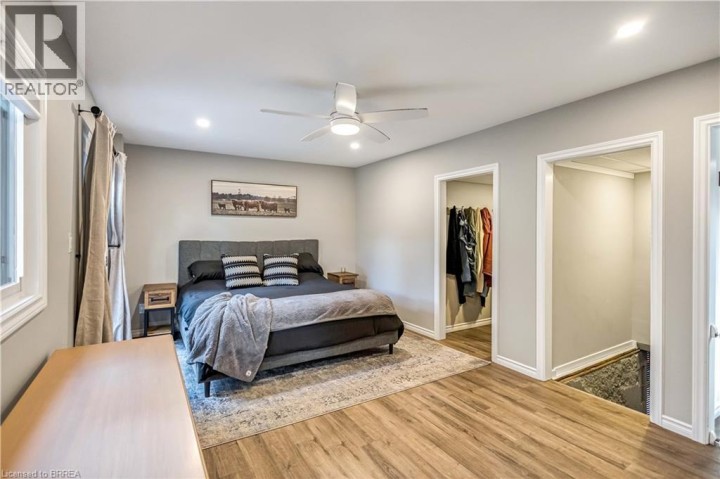 Photo 16 at 37 Morton Avenue, Brantford