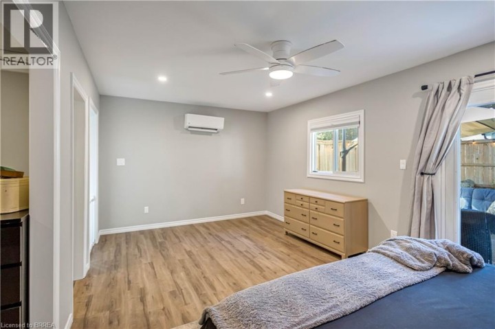 Photo 18 at 37 Morton Avenue, Brantford