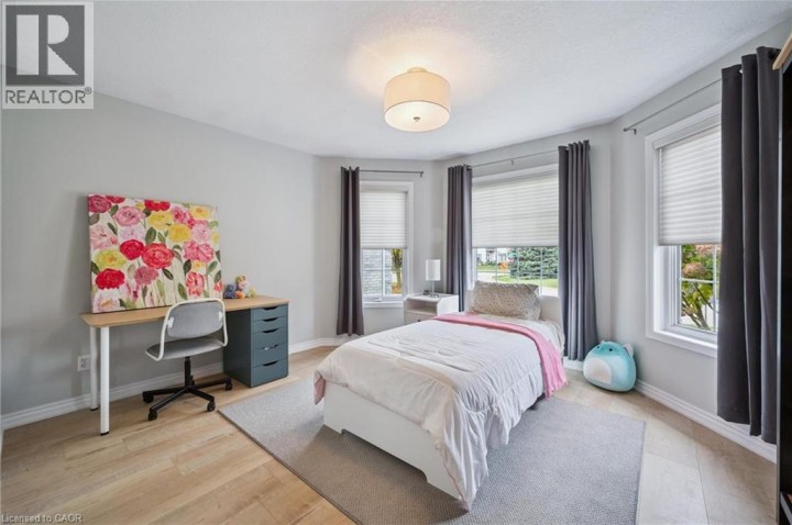 Photo 15 at 7 Peter Court, Cambridge