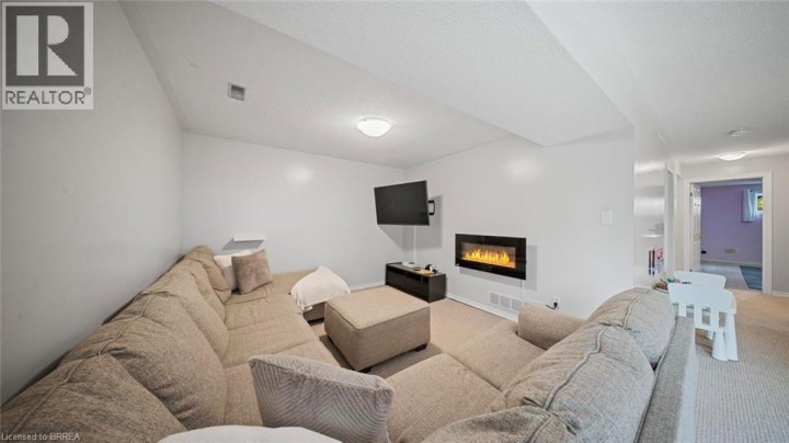 Photo 21 at 45 Latzer Crescent, Brantford