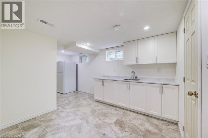 Photo 30 at 8 Gordon Street, Cambridge