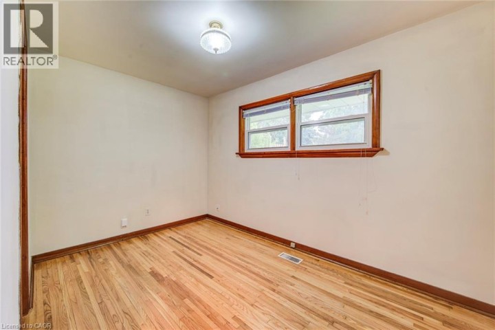 Photo 21 at 8 Gordon Street, Cambridge