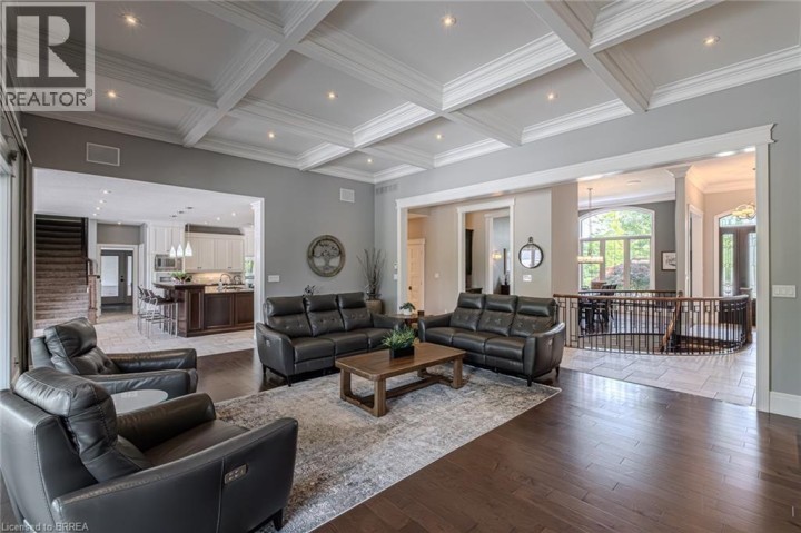 Photo 12 at 29 Wallace Court, Brantford