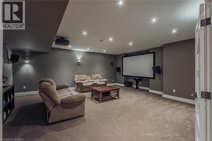 Photo 20 at 29 Wallace Court, Brantford