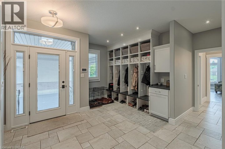 Photo 21 at 29 Wallace Court, Brantford