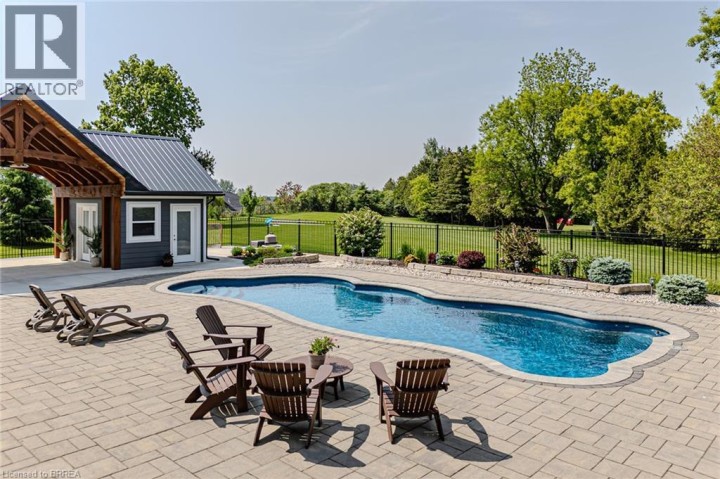 Photo 46 at 29 Wallace Court, Brantford