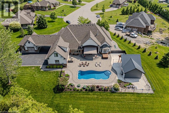 Photo 48 at 29 Wallace Court, Brantford