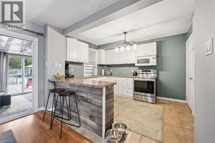 Photo 8 at 16 Martin Avenue, Cambridge