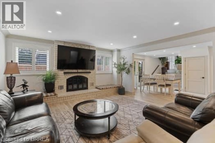 Photo 14 at 10 Stymie Boulevard, Brantford