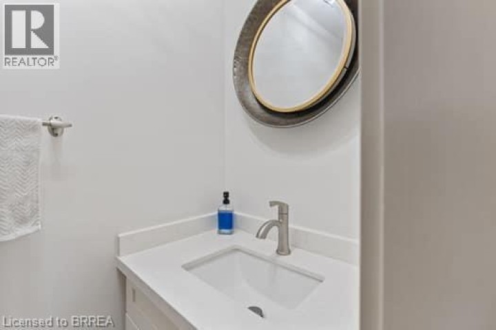 Photo 19 at 10 Stymie Boulevard, Brantford