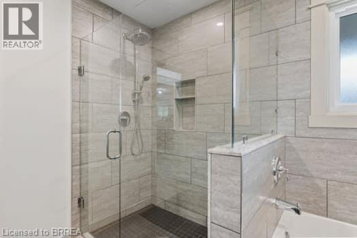 Photo 30 at 10 Stymie Boulevard, Brantford