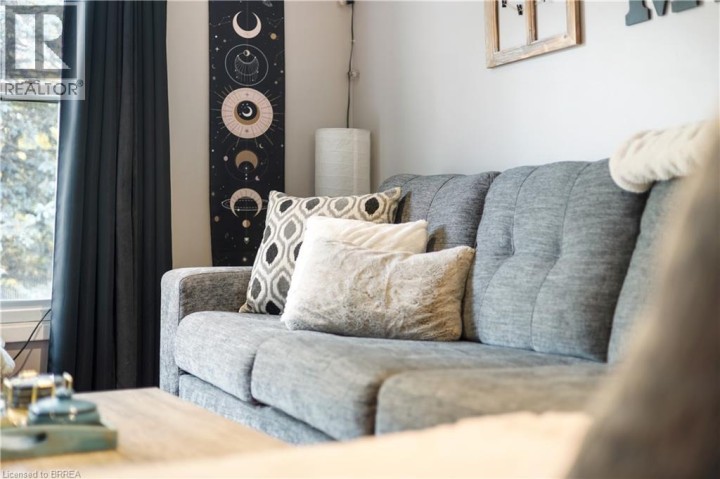 Photo 4 at 65 GLAMIS Street 17, Cambridge